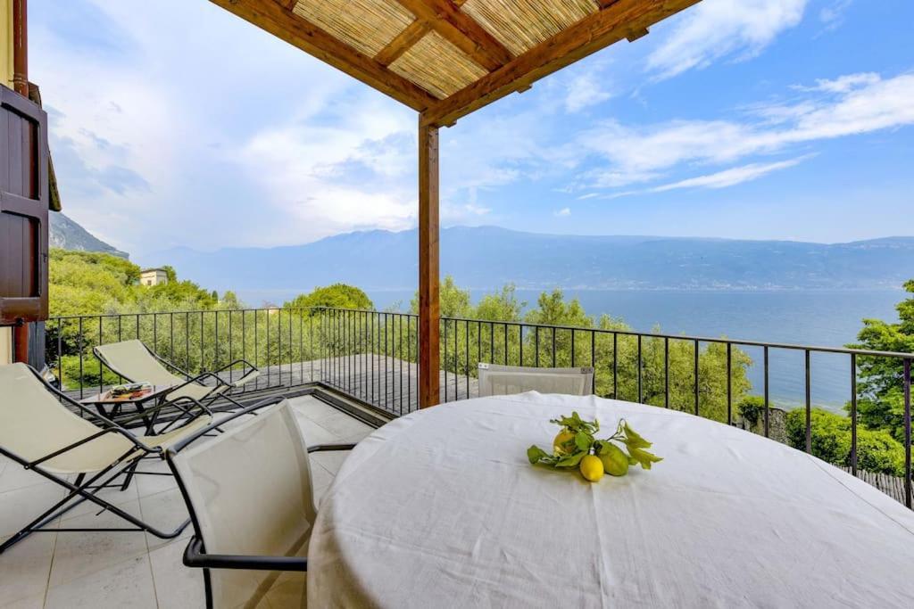Oleandro Apartment Directly On The Lake Gargnano Exterior foto