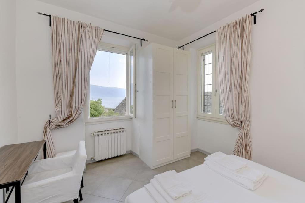 Oleandro Apartment Directly On The Lake Gargnano Exterior foto