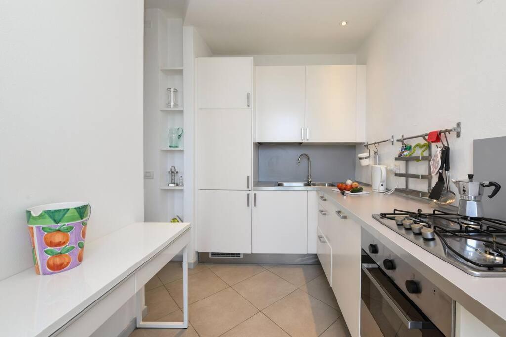 Oleandro Apartment Directly On The Lake Gargnano Exterior foto